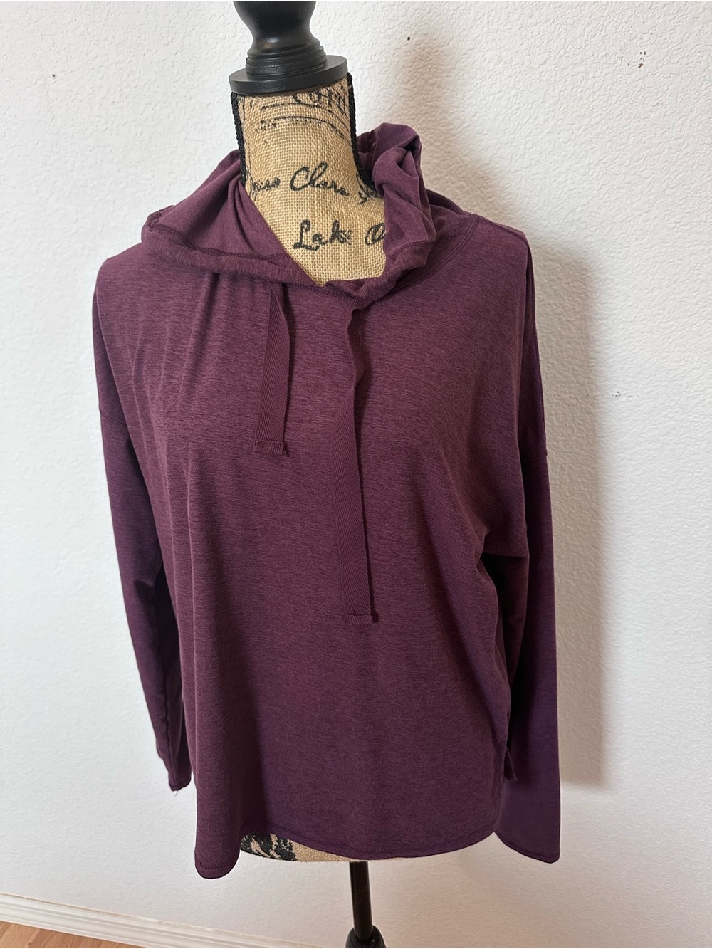 Kyodan Plum Hooded Long Sleeve Pullover